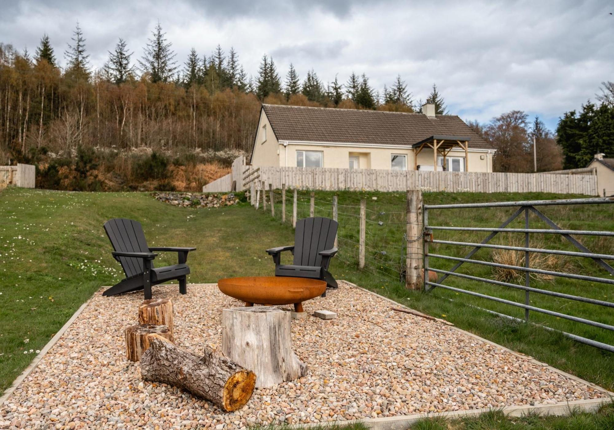 Loch Ness Cottage حصن أوغسطس المظهر الخارجي الصورة